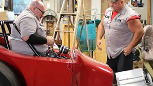 Fat N' Furious S01E08 Les rois de Camaros