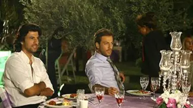 Fatmagül S01E01