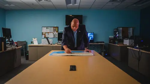 FBI : enquêtes en immersion La diva aux diamants