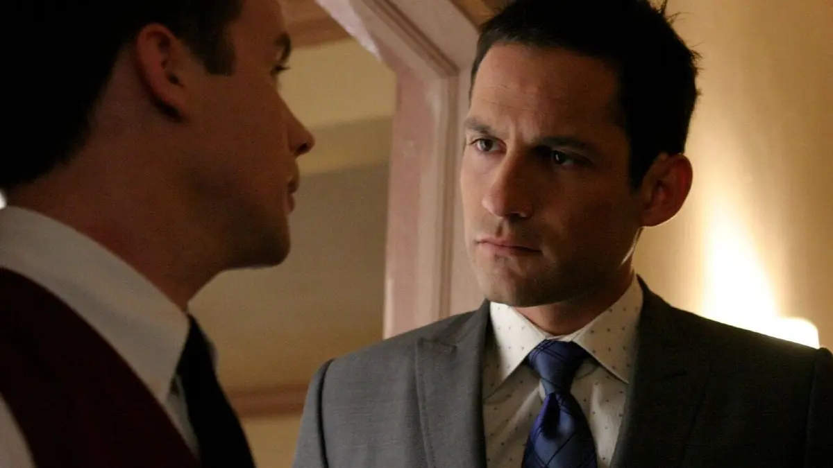 FBI : portés disparus S02E03 L'amour escroc