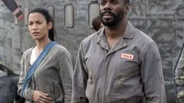 Est-ce que quelqu'un m'entend ?