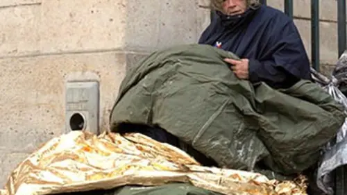 Femmes à la rue : destinées du bitume