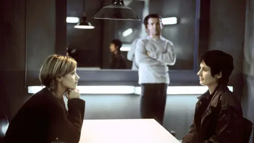 Femmes de loi S01E01 Secret défense