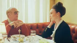 Feud S02E06 Des chapeaux, des gants et des homosexuels en disgrâce