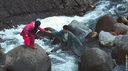 Filles d'Iran, un chemin secret dans la montagne