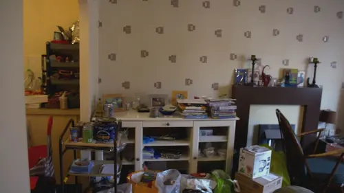 Filthy House SOS Tina