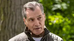 Flair de famille S02E01 Guet-apens