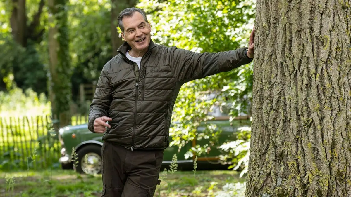 Visuel de Flair de famille S01E01 Rouge sang