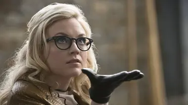Flash S01E18 La piqûre de la trahison