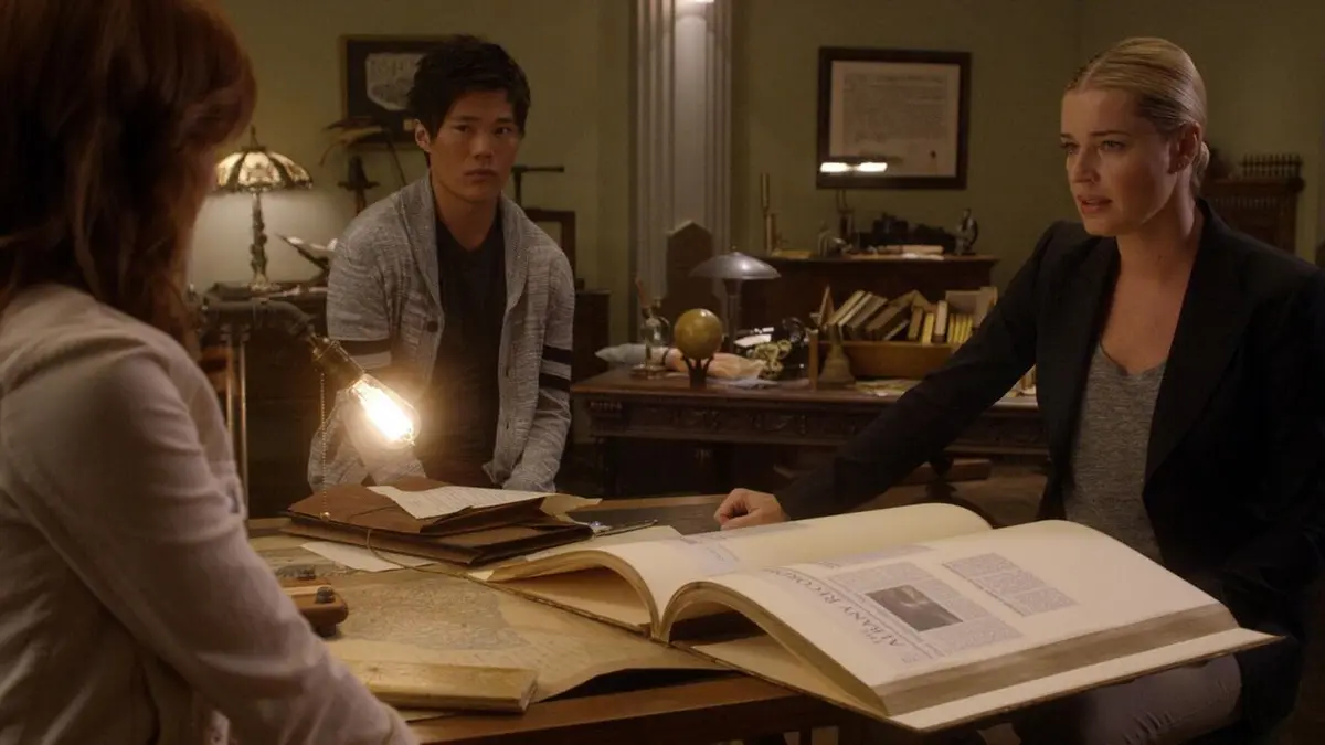 Flynn Carson et les nouveaux aventuriers S01E09 Les lumières de la ville