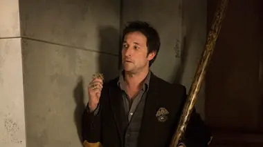 Flynn Carson et les nouveaux aventuriers S03E10 Le mal à l'état pur