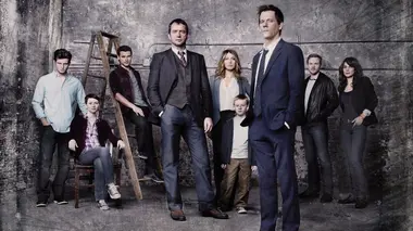 Following S01E13 La chute de la maison Carroll