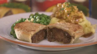 Gaufrettes et tourtes à la viande