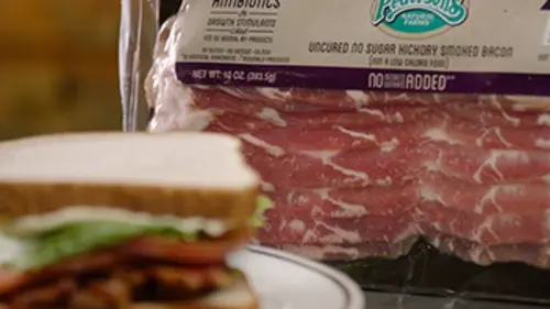 Food Factory USA S02E13 Encore plus délicieux