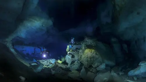 Forces de la nature S01E03 L'eau et le feu