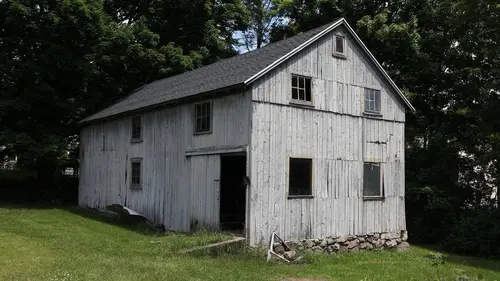 Fortune à l'abandon S01E10 Le paradis des voitures