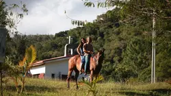 Foudre S02E12 Newlove Calédonia