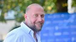 Sur TF1 Séries Films à 23h05 : François Damiens : 20 ans de caméras cachées toujours plus cultes