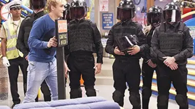 Frankie & Paige S01E12 Halloween
