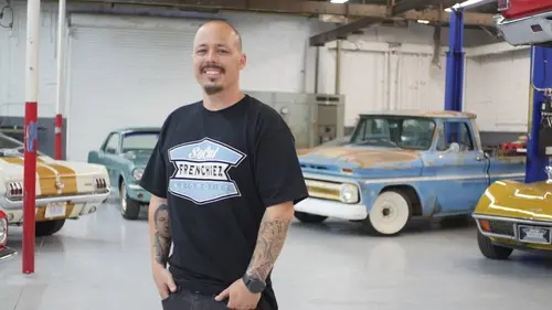 French Mecanic : restauration et exportation S01E03 La pépite de l'année