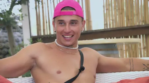 Frenchie Shore Double jeu dangereux