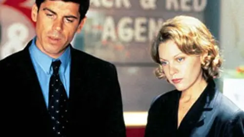 Fréquence crime S03E01 Le trophée