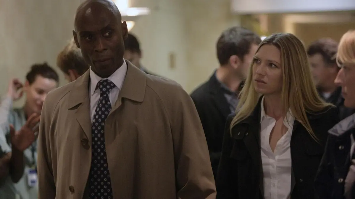 Fringe S01E02 Vieillir avant l'heure