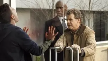 Fringe S02E13 Quarantaine