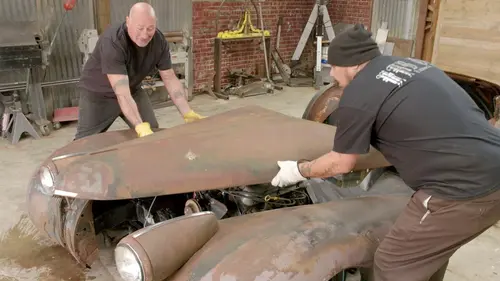 Casting Full Custom Garage Est-ce bien une Cadillac ?