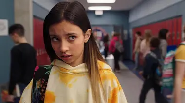 Gabby Duran, Baby-sitter d'extraterrestres S01E11 Journal secret