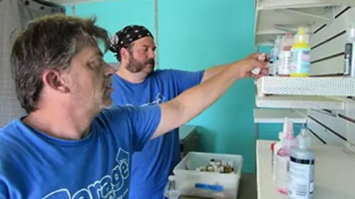 Garage Gold S03E11 Super héros