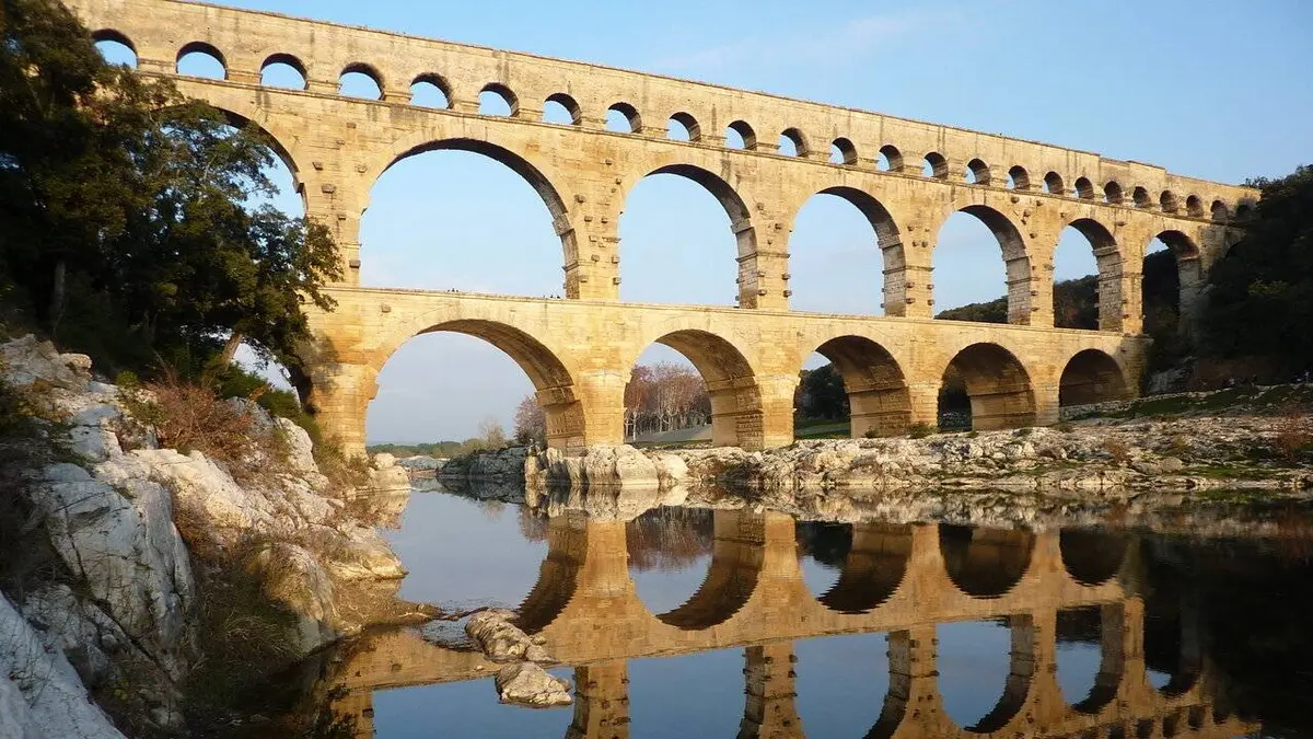 Épisodes de Gares de France: constructions monumentales