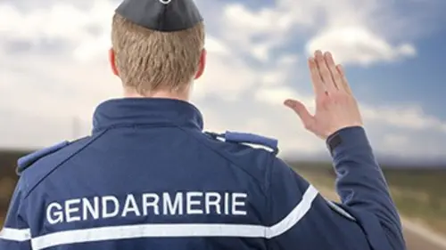Gendarmes : à la poursuite des chauffards et délinquants de la route