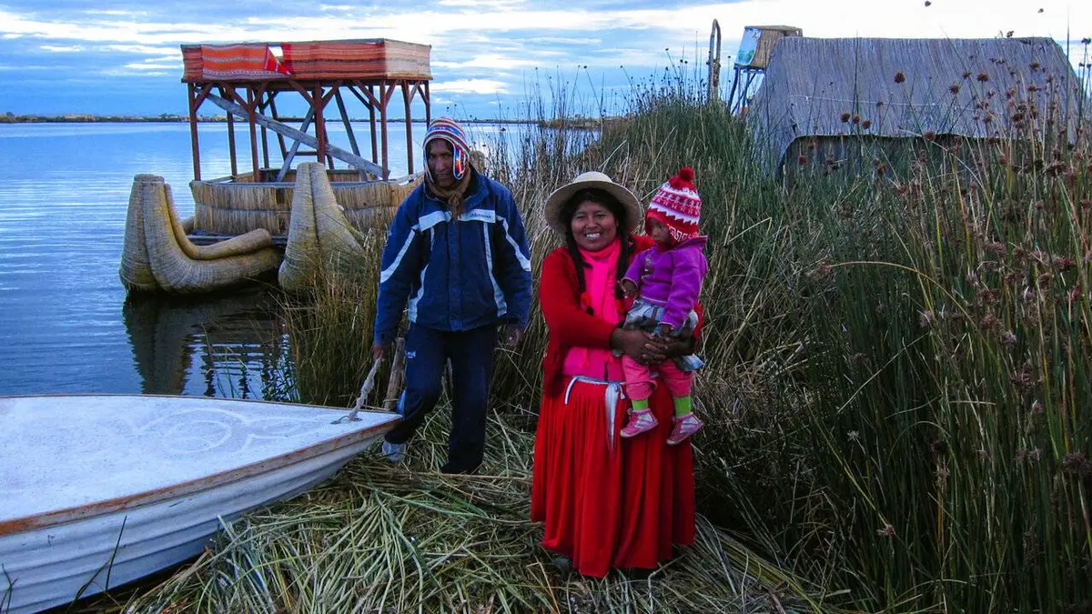 Gens du lac Titicaca : le peuple de la mer des Andes