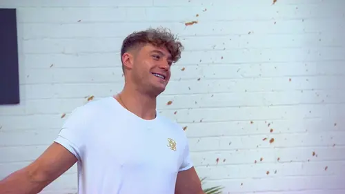 Geordie Shore S18E09 Le choc de Holly en streaming