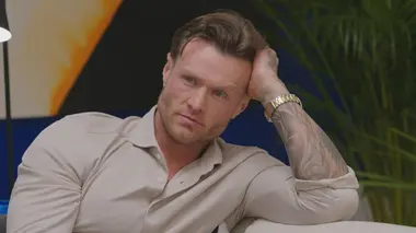 Vous avez commandé un Gary Beadle ?