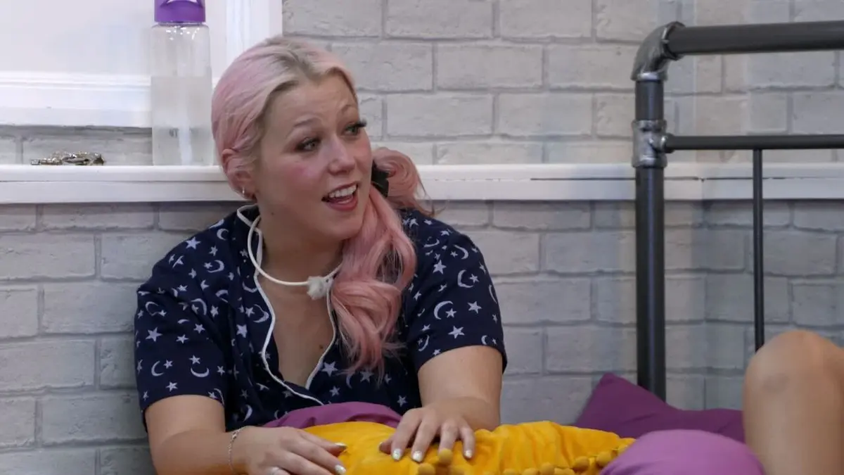Geordie Shore S22E06 Un baiser innocent ?