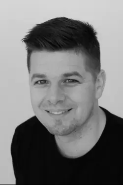 Photo Gerard Kearney