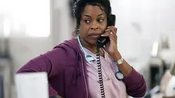 Getting On S02E01 Des organes génitaux de rêve en streaming