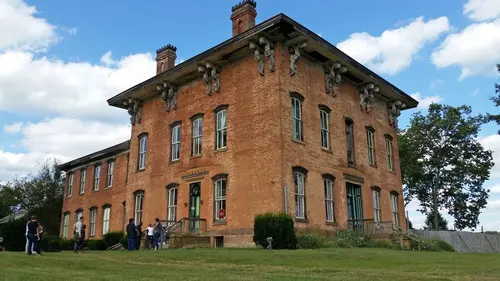 Ghost Brothers S01E03 Prospect Place