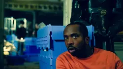 Ghosts S02E05 Une lumière dans la nuit