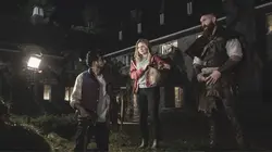 Ghosts : Fantômes à la maison S01E03 Des funérailles vikings