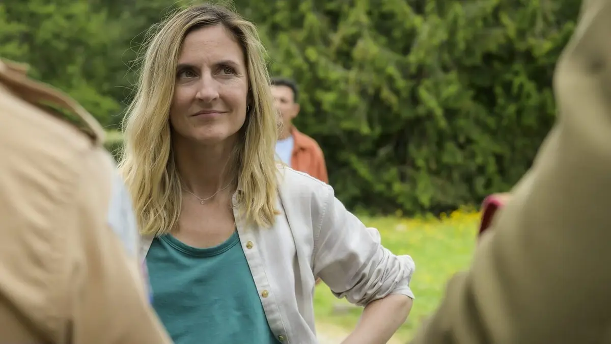 Ghosts : Fantômes en héritage S01E02 La rencontre