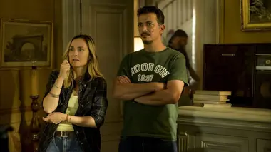 Ghosts : Fantômes en héritage S01E01 L'héritage
