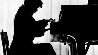 Glenn Gould : au-delà du temps