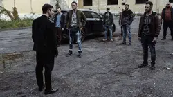 Gomorra S05E06 Fleurs vénéneuses
