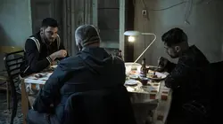 Gomorra S05E06 Fleurs vénéneuses