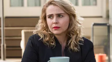 Good Girls S01E09 L'été des requins