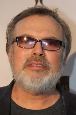 Photo Gordon Bressack