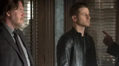 Gotham S03E01 Paradis perdu